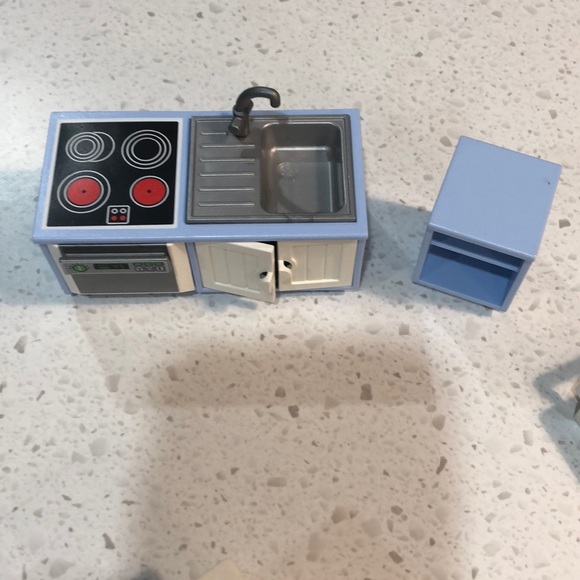 Playmobil home starter set multiple rooms - Picture 2 of 5